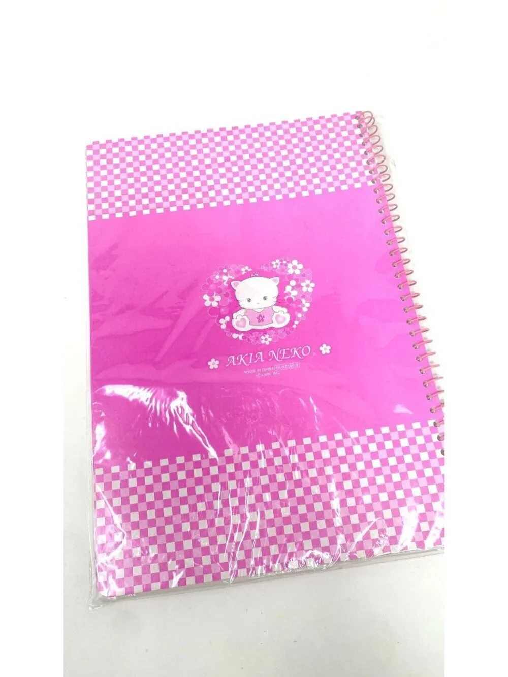 Akia Neko includes spiral